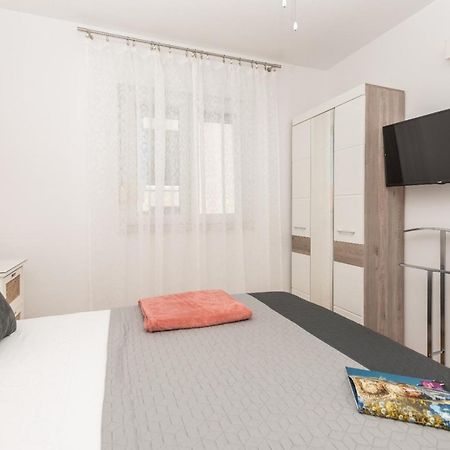 East Side Deluxe Suite Makarská Exteriér fotografie