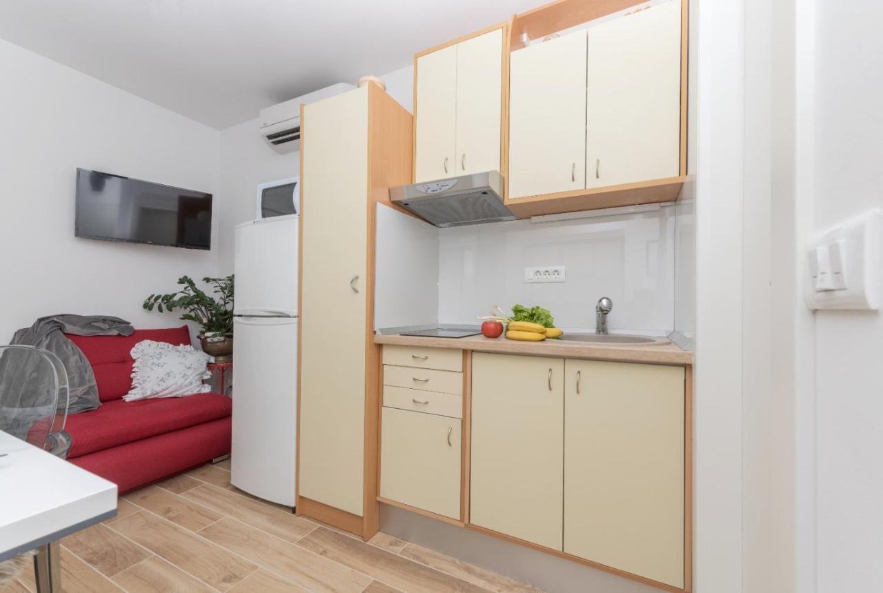 East Side Deluxe Suite Makarská Exteriér fotografie