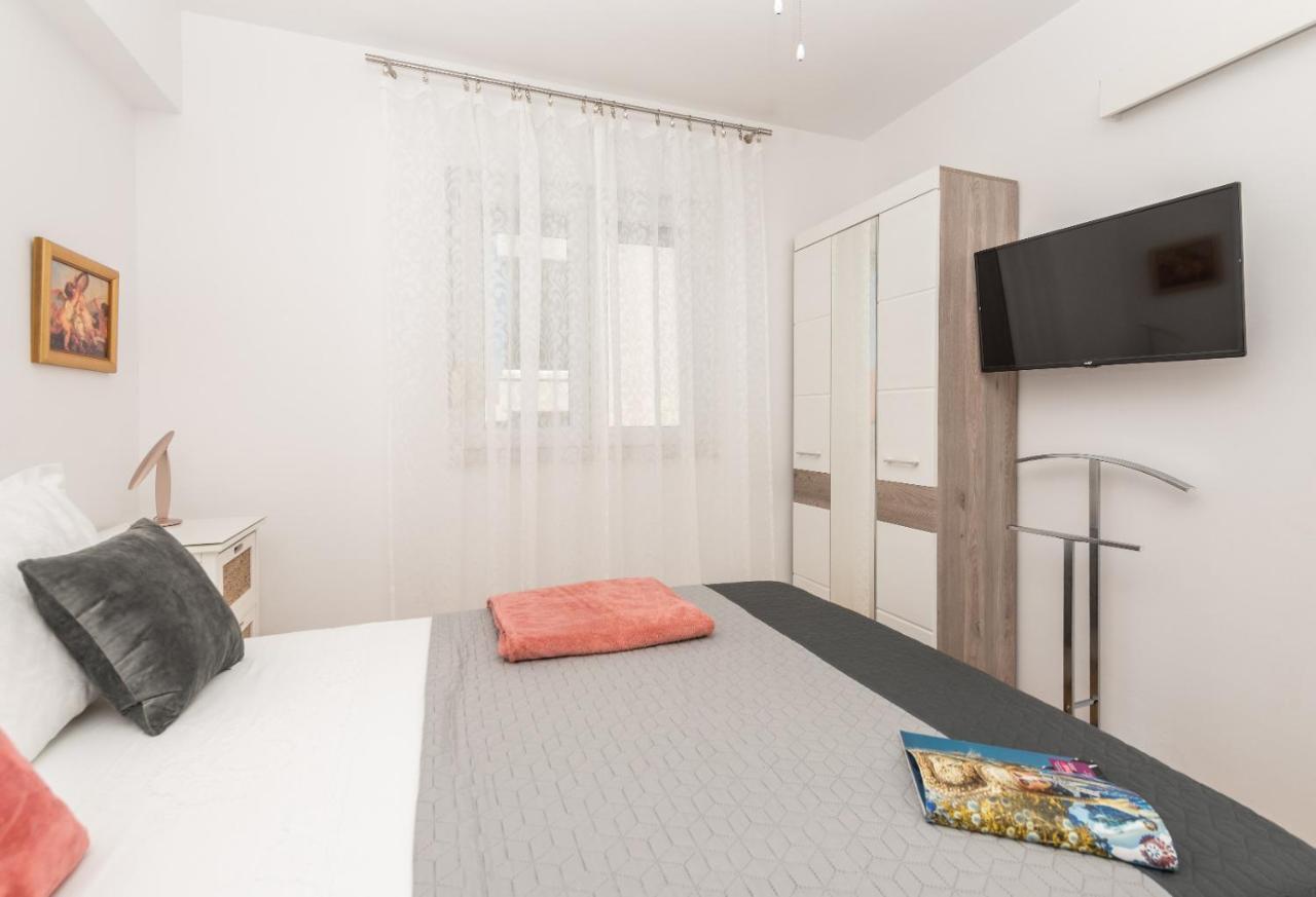 East Side Deluxe Suite Makarská Exteriér fotografie
