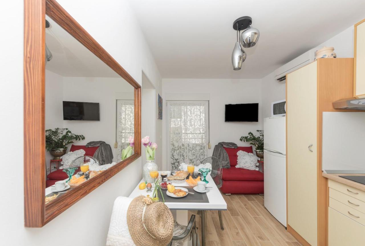 East Side Deluxe Suite Makarská Exteriér fotografie